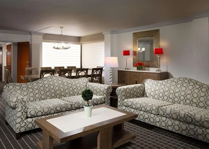 Hilton Chicago/northbrook Отель
