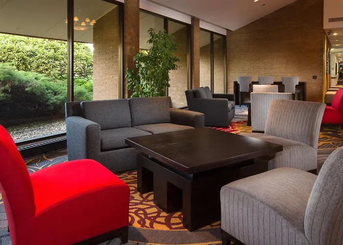 Hilton Chicago/northbrook 4*