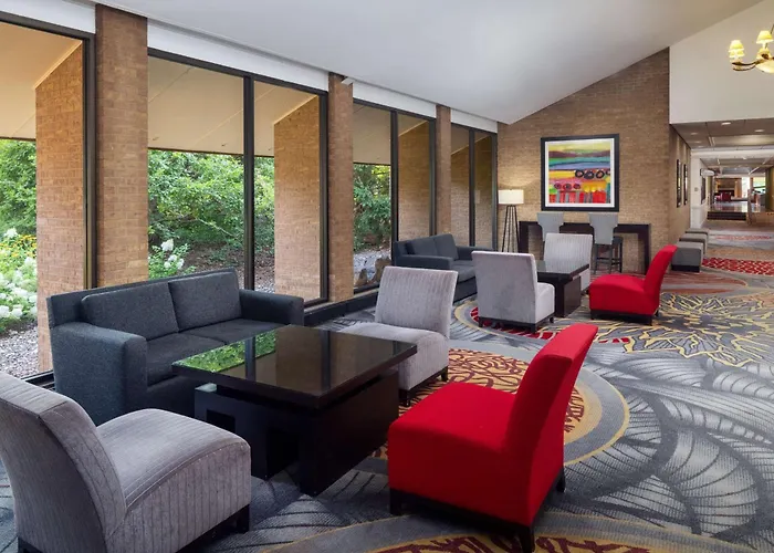 Hilton Chicago/northbrook Hotel 4*